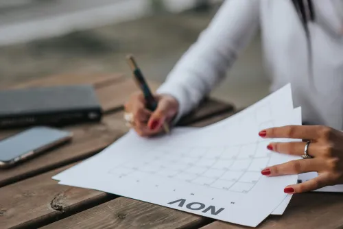 Kalender auf dem Tisch